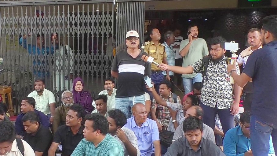 2025/‘মব’ করে সাংবাদিককে মারধর-হেনস্তার অভিযোগ ‘জুলাই যোদ্ধার’ বিরুদ্ধে.jpg